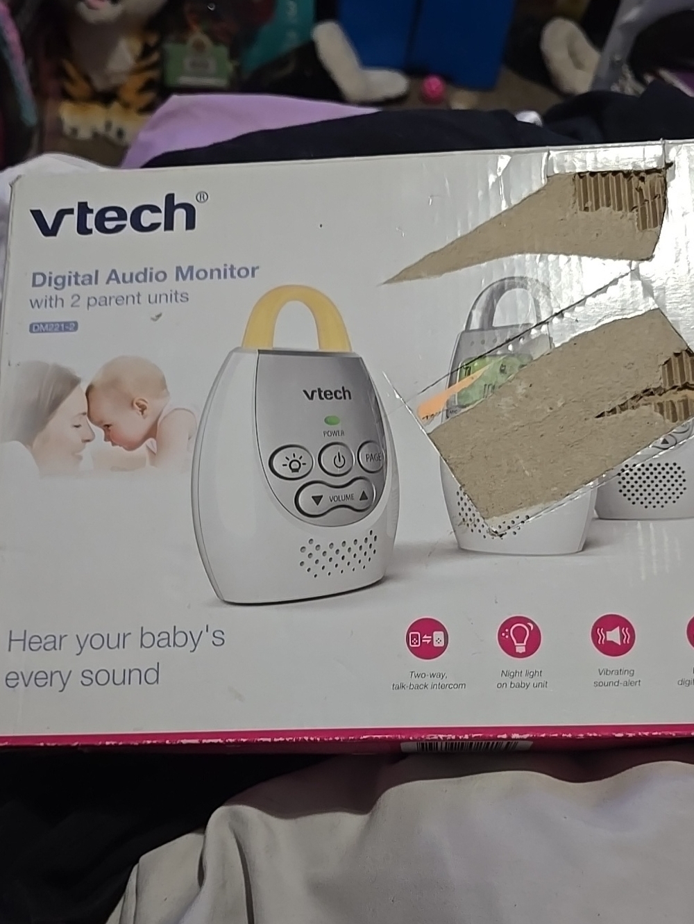 vTech White and Silver Digital Audio Baby Monitor - 2 Parent Units